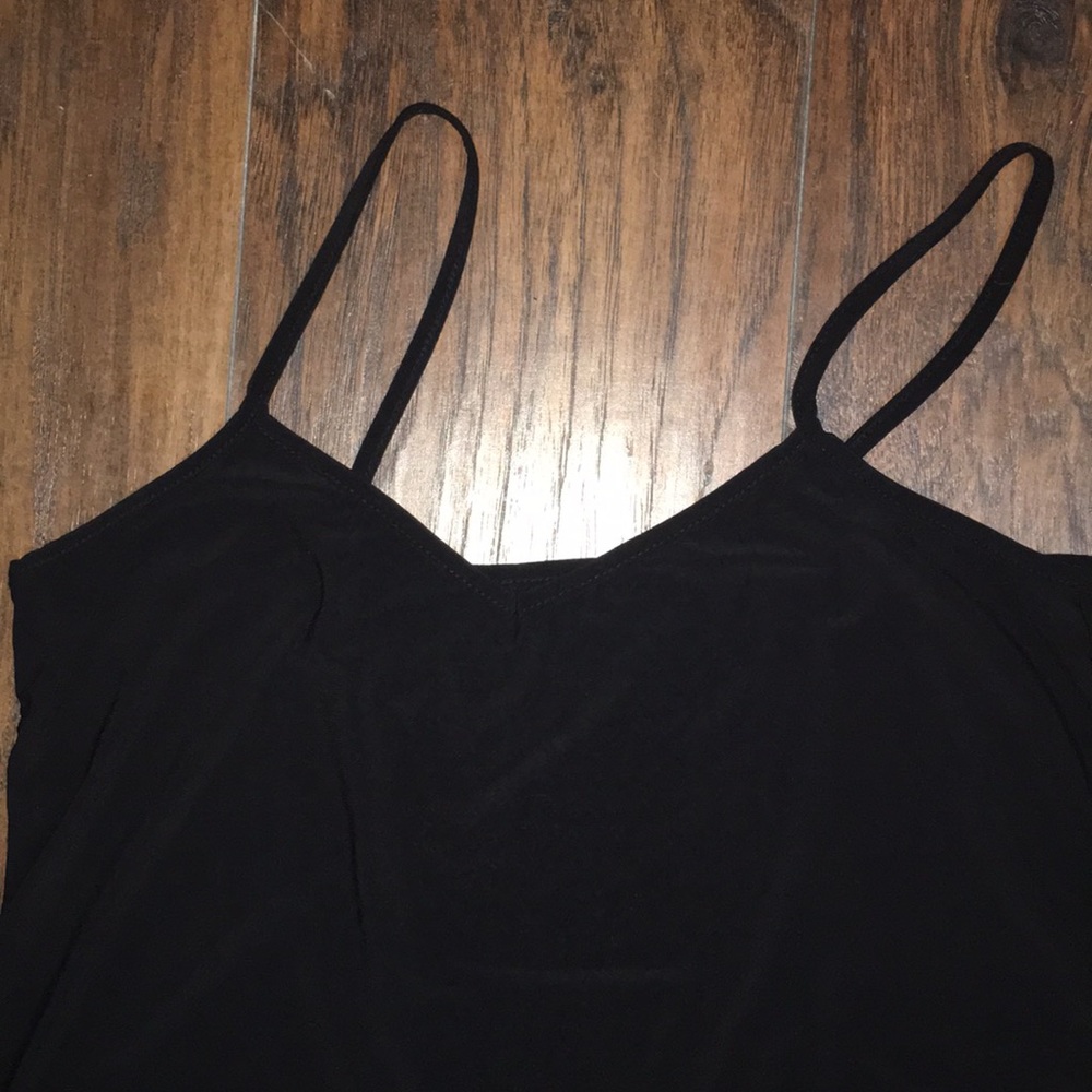 BLACK CROP TOP - Picture 3 of 4